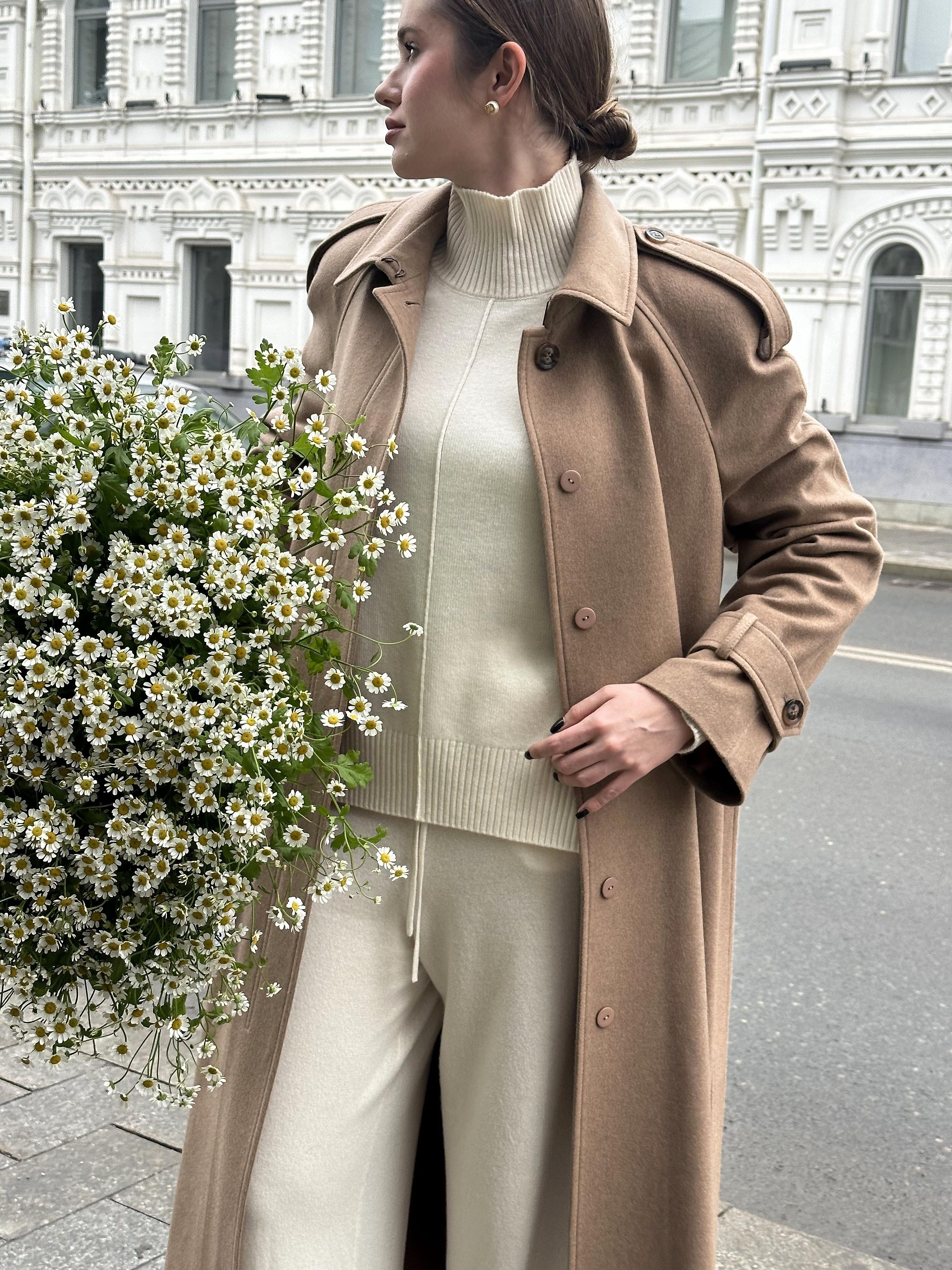 Какая одежда в моде осенью 2025: тренды, силуэты и универсальные решения