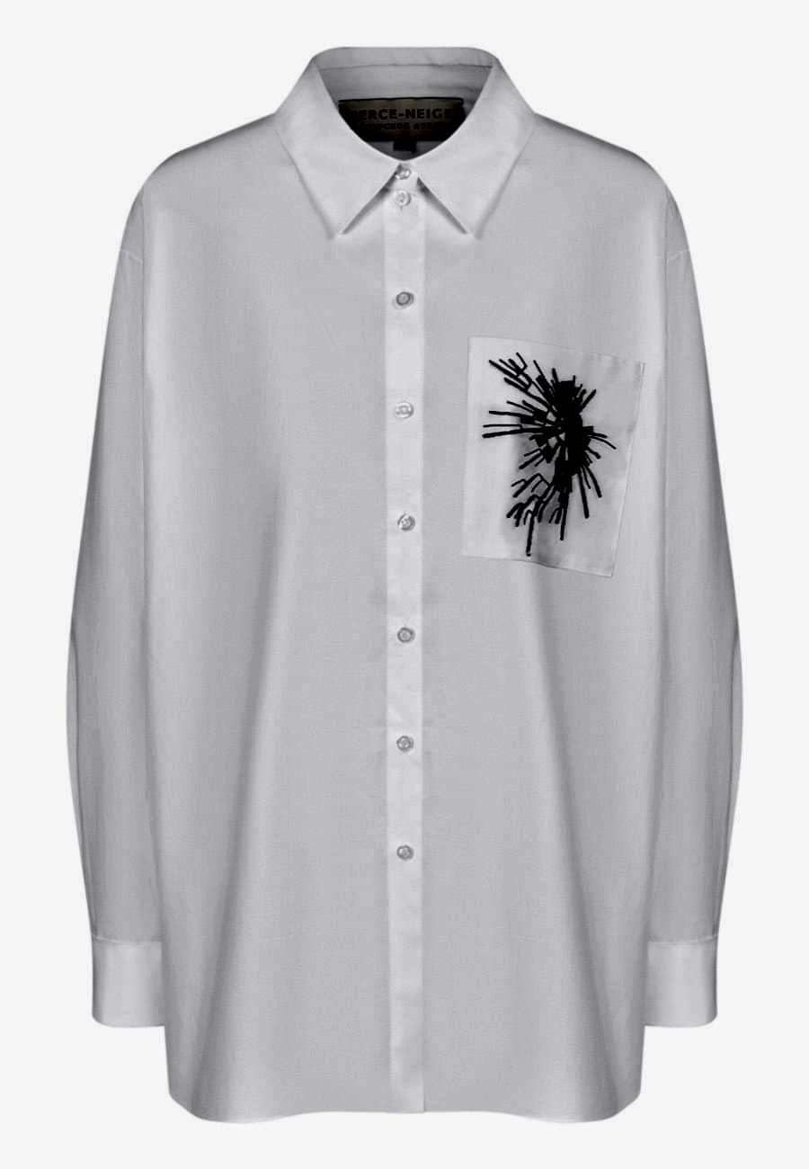 Блузка с вышивкой