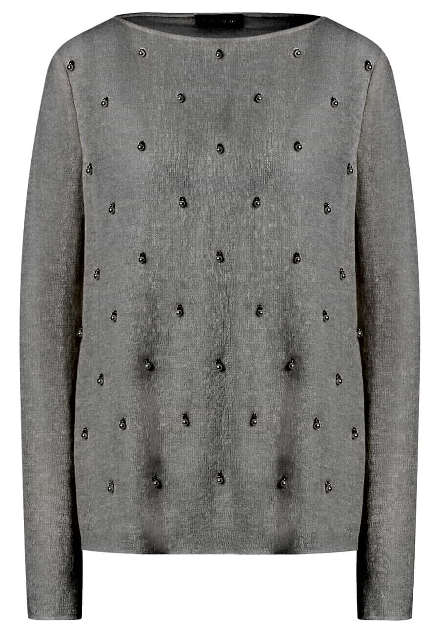 Джемпер молочный с бусинами