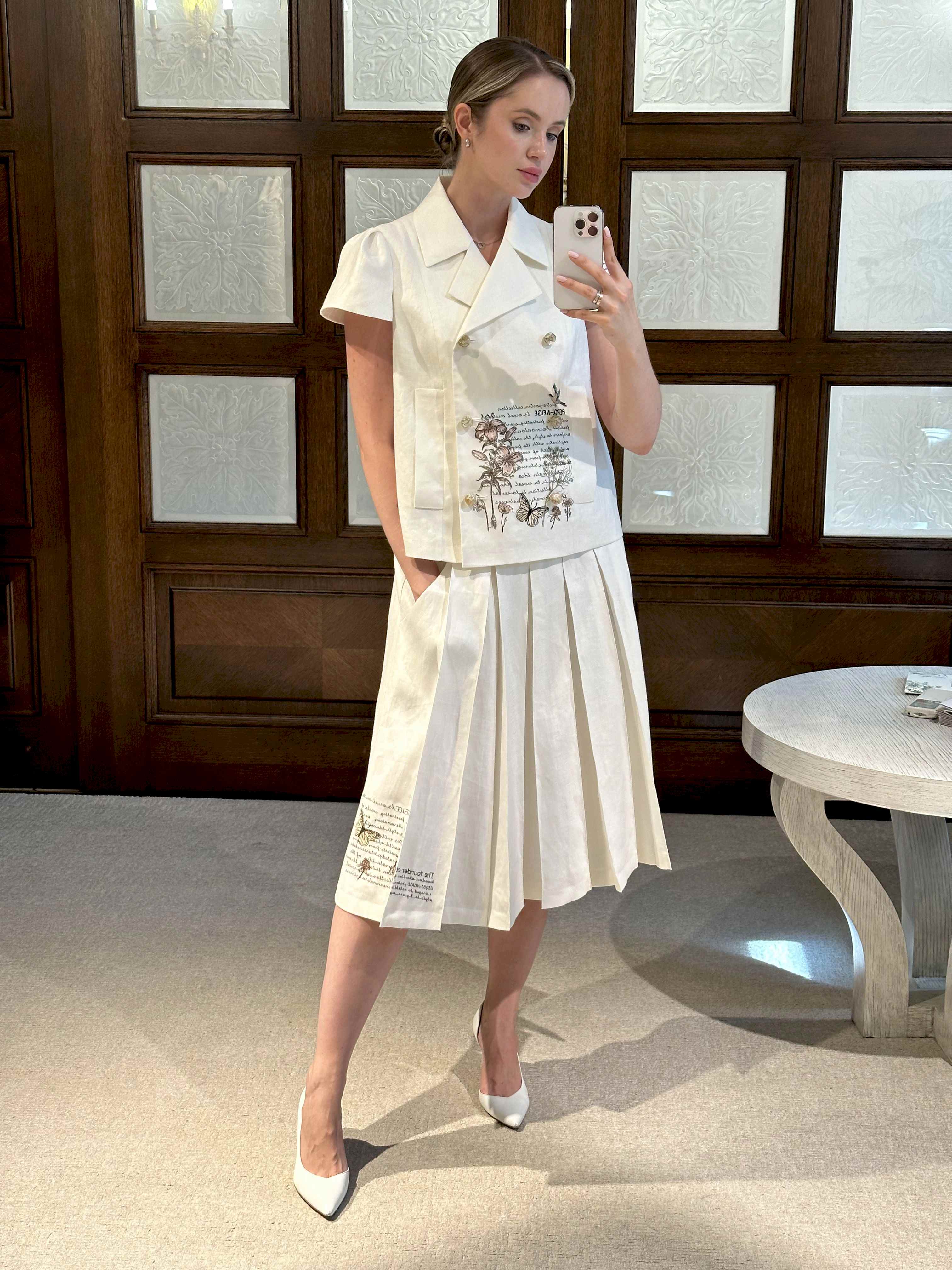 Модные юбки сезона весна-лето 2025: тренды, фасоны и образы Модные юбки сезона весна-лето 2025: тренды, фасоны и образы